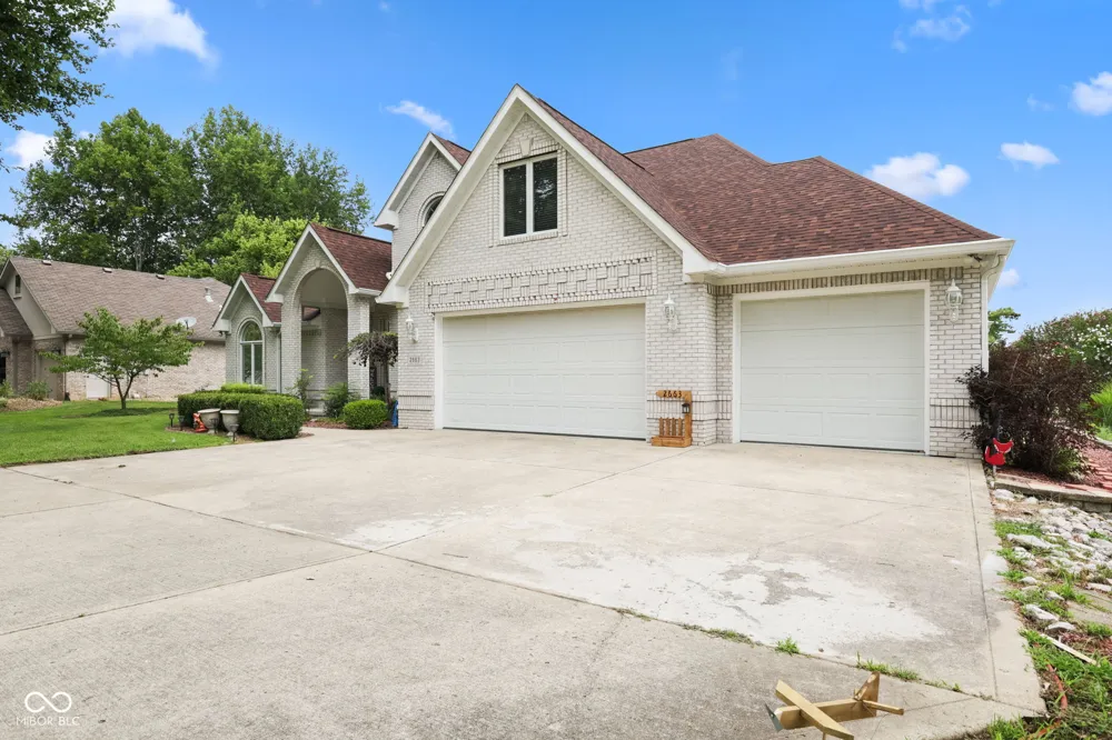 2663 Grey Fox Drive Martinsville, IN 46151