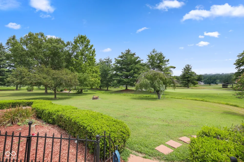 2663 Grey Fox Drive Martinsville, IN 46151