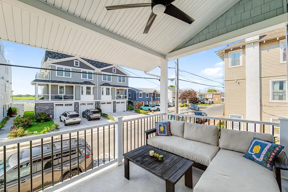 129 N New Haven Ave Ventnor, NJ 08406