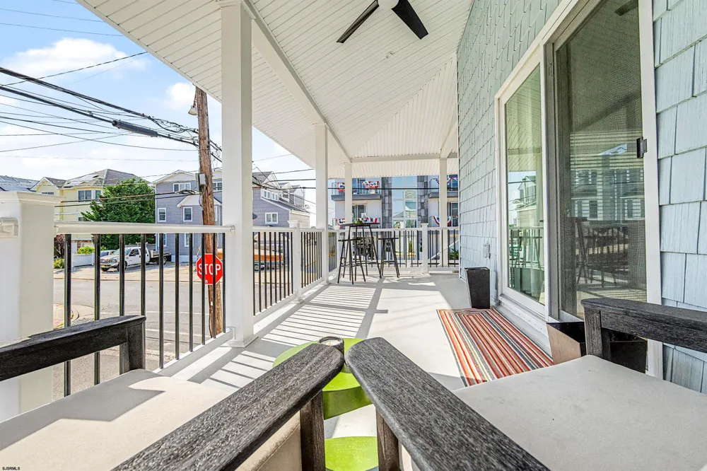 129 N New Haven Ave Ventnor, NJ 08406
