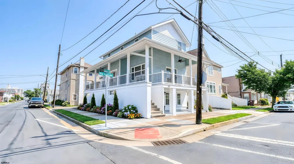 129 N New Haven Ave Ventnor, NJ 08406