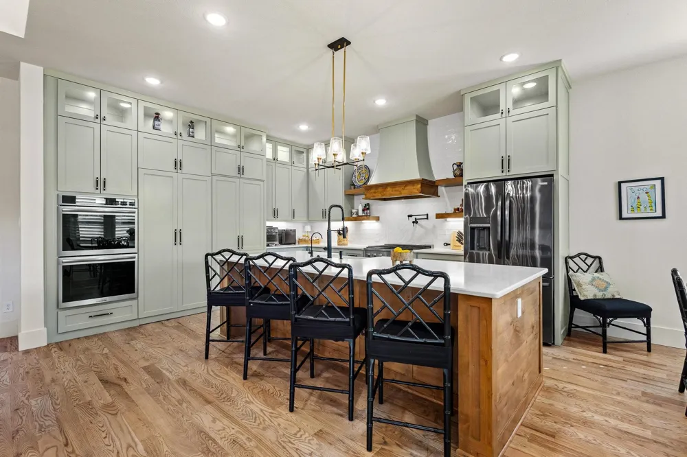 105 Shawnee Trail Pottsboro, TX 75076