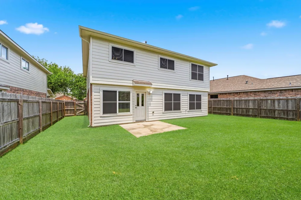2609 Los Alamos Circle Deer Park, TX 77536