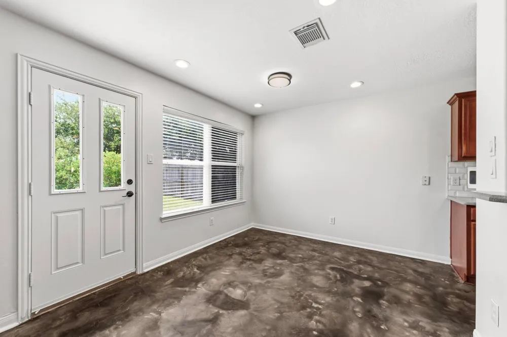 2609 Los Alamos Circle Deer Park, TX 77536