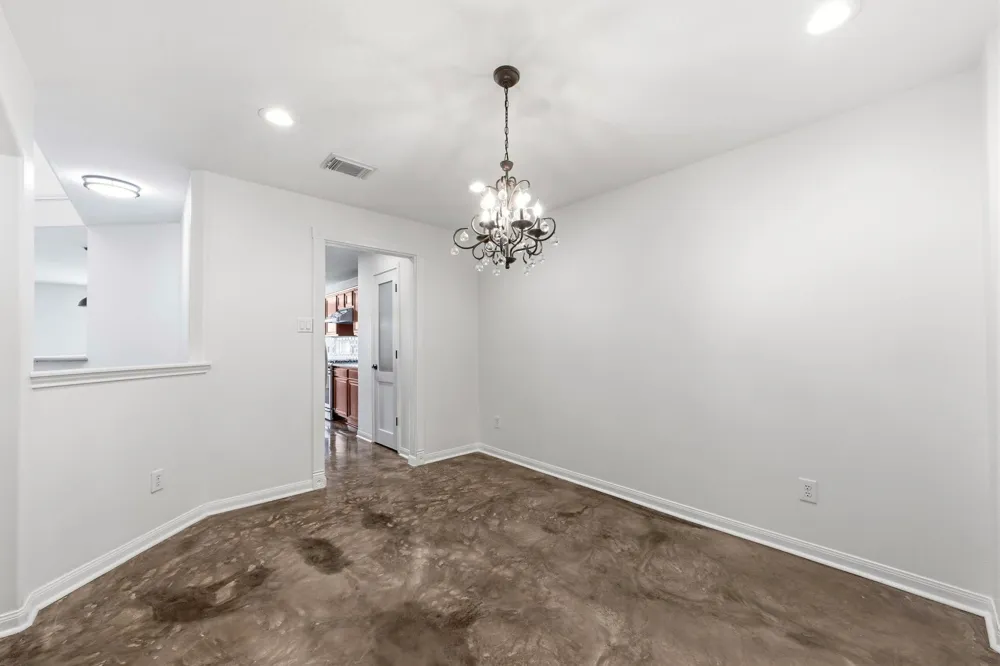 2609 Los Alamos Circle Deer Park, TX 77536