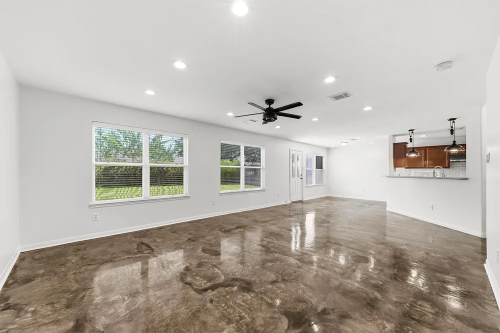 2609 Los Alamos Circle Deer Park, TX 77536