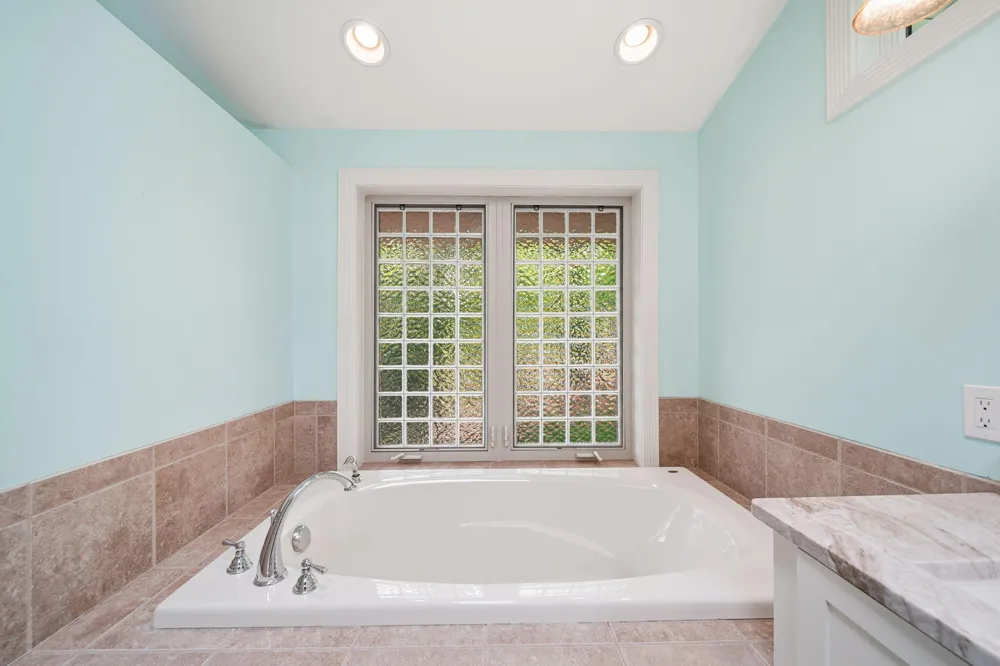 11901 Killarny Circle Jerome, MI 49249