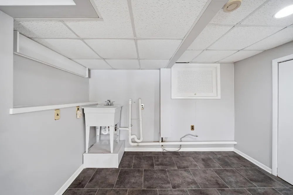 11901 Killarny Circle Jerome, MI 49249