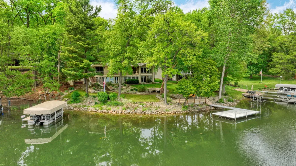 11901 Killarny Circle Jerome, MI 49249