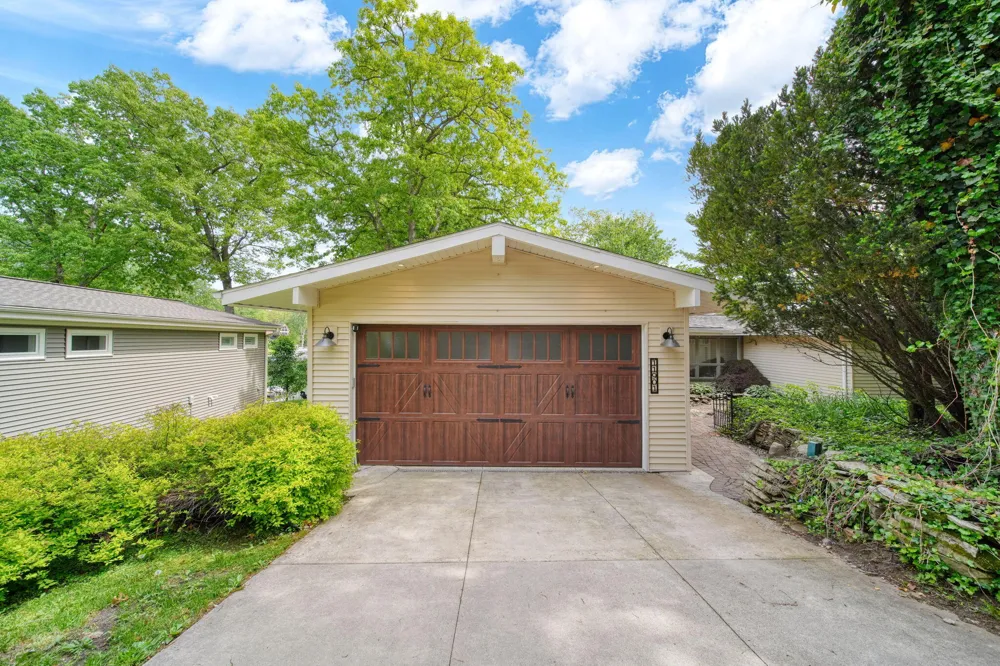 11901 Killarny Circle Jerome, MI 49249