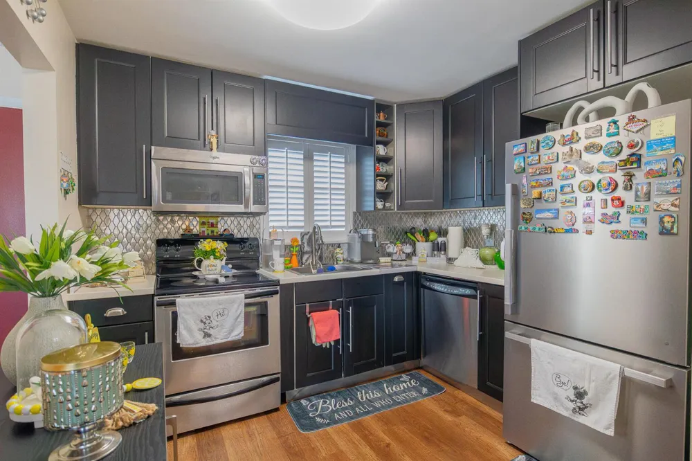 715 Lori Drive #303 Palm Springs, FL 33461