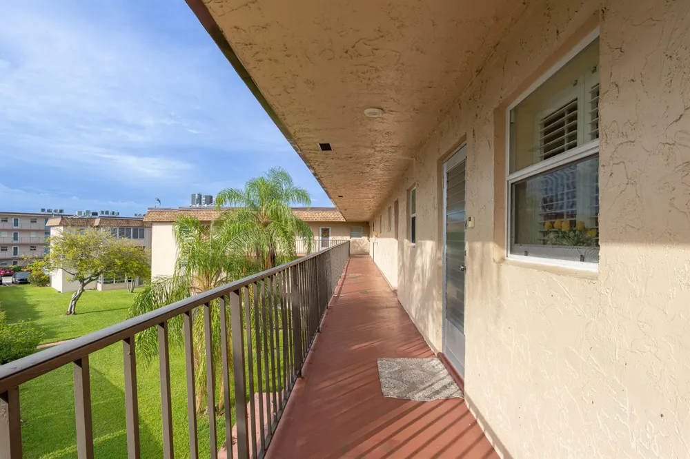 715 Lori Drive #303 Palm Springs, FL 33461
