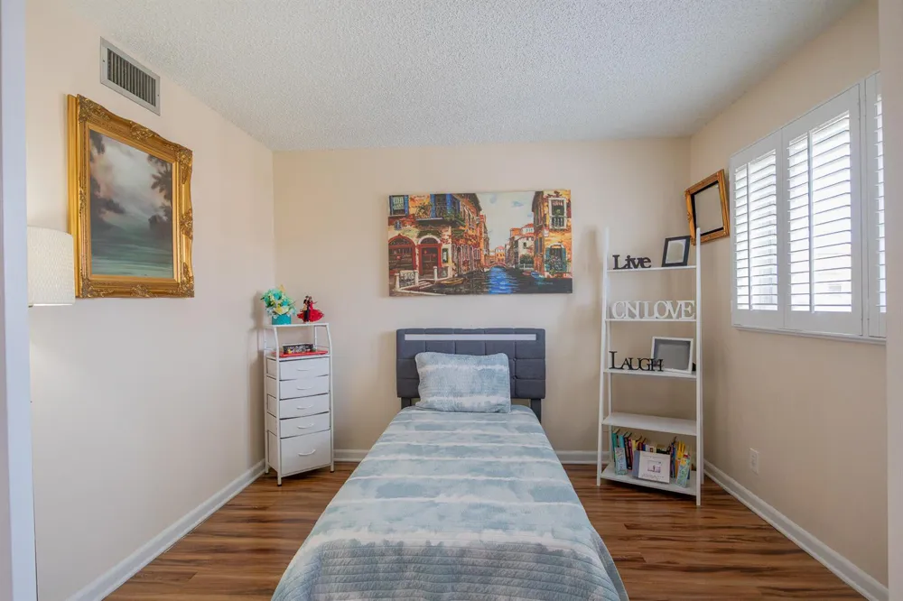 715 Lori Drive #303 Palm Springs, FL 33461
