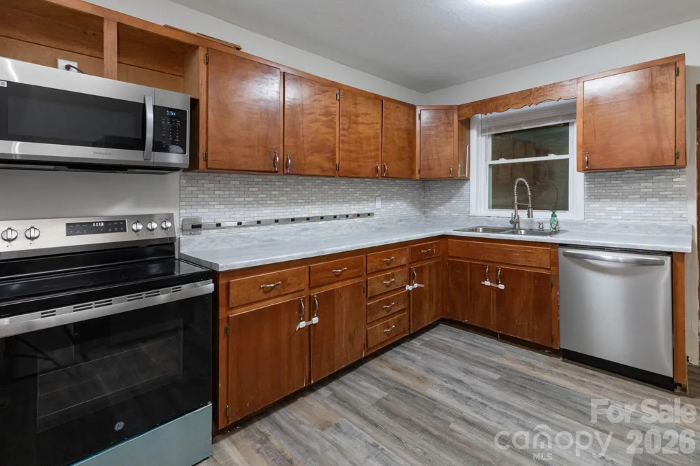 210 Sunset Farm Road Whittier, NC 28789