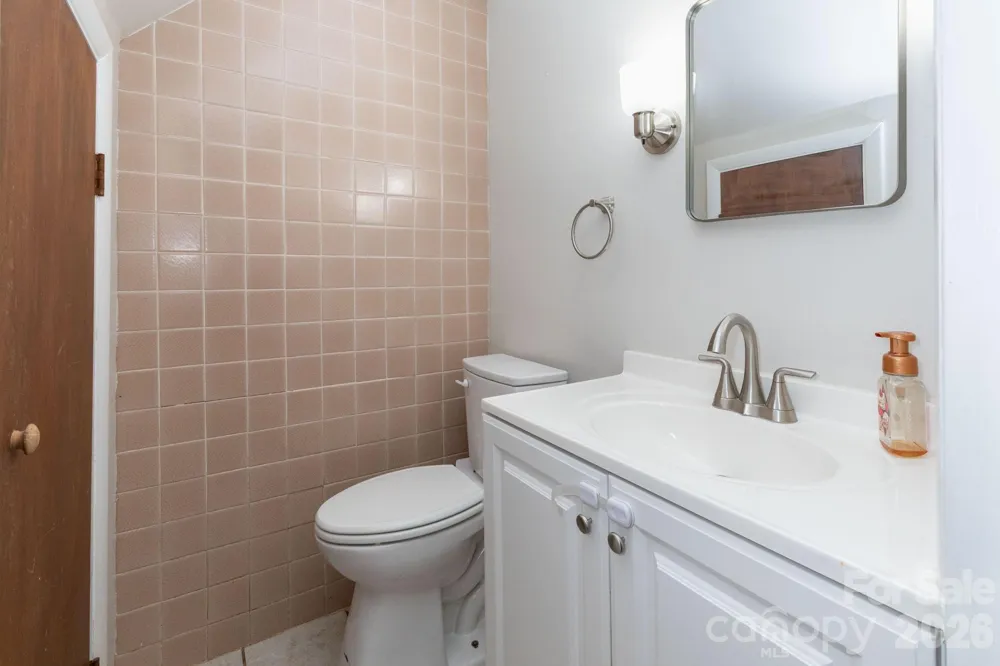 210 Sunset Farm Road Whittier, NC 28789