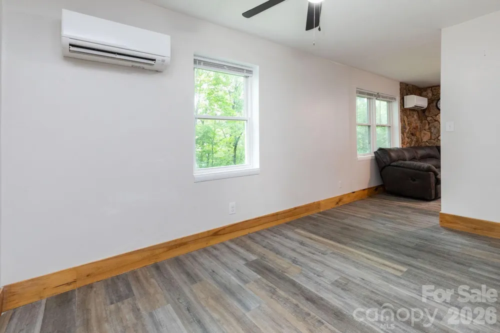 210 Sunset Farm Road Whittier, NC 28789