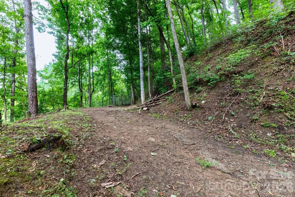 210 Sunset Farm Road Whittier, NC 28789