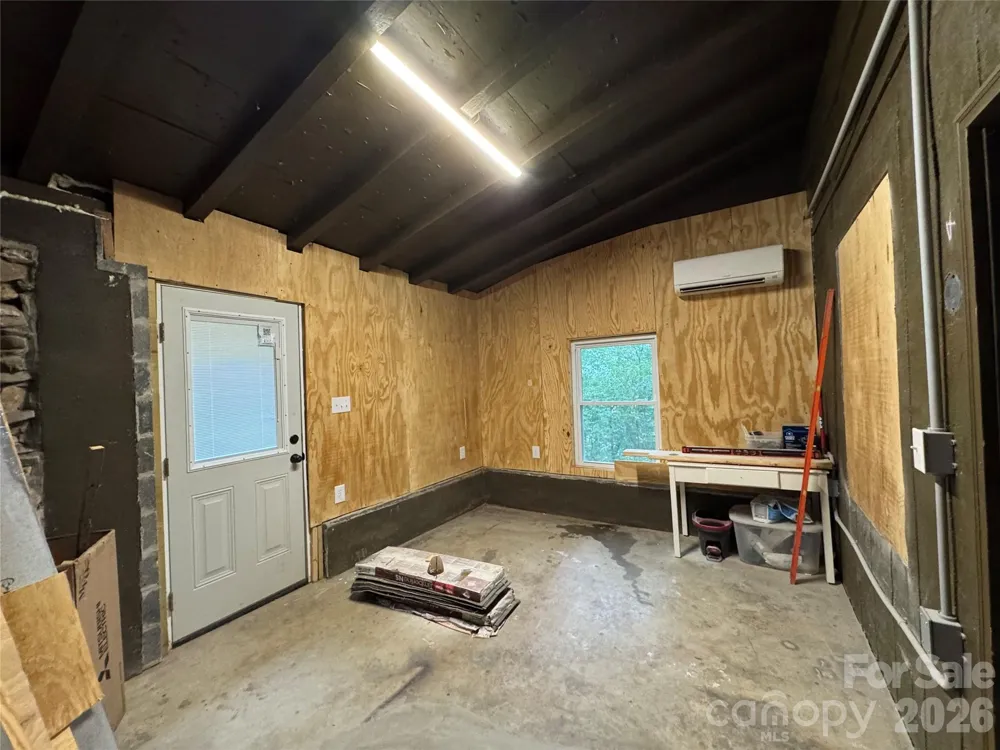 210 Sunset Farm Road Whittier, NC 28789