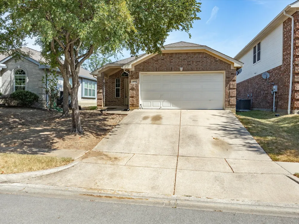 1011 Cruise Street Denton, TX 76207