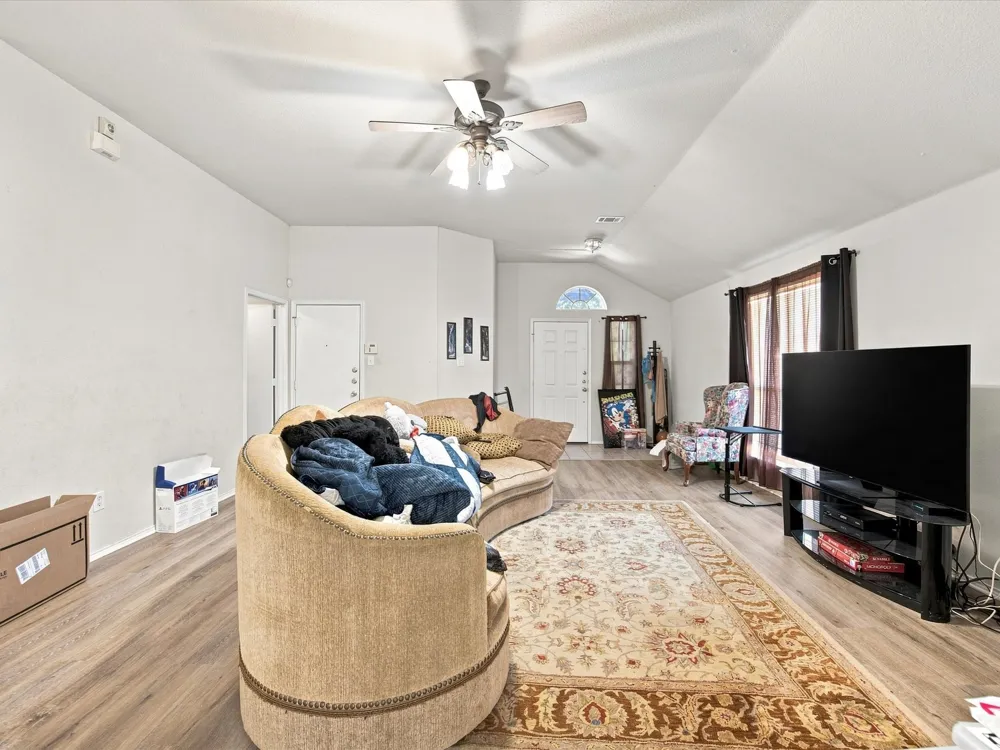 1011 Cruise Street Denton, TX 76207
