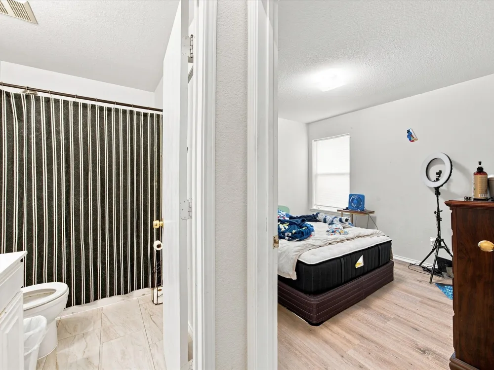 1011 Cruise Street Denton, TX 76207