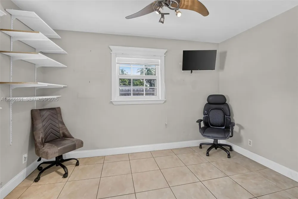 801 Ixora Ln Plantation, FL 33317