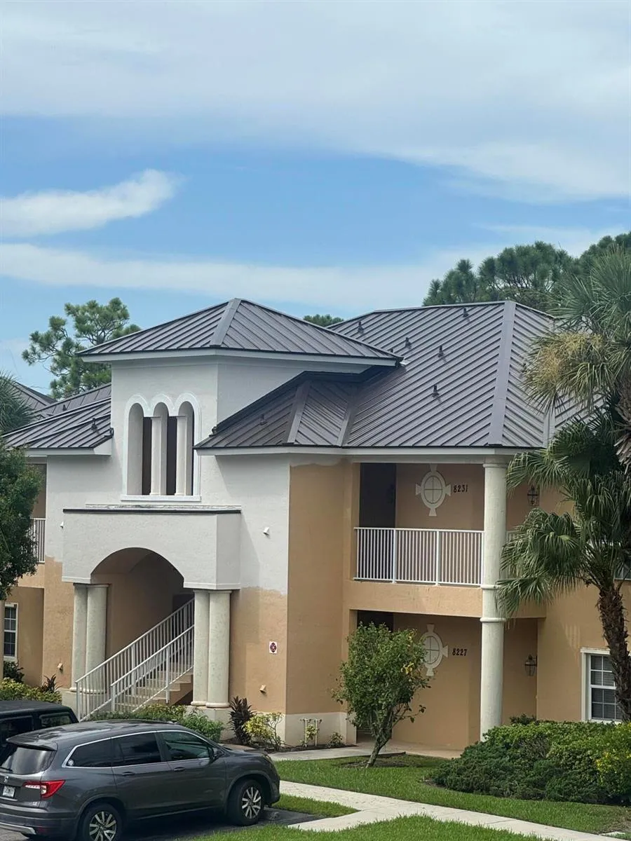 8235 MULLIGAN CIRCLE #3512 Port St. Lucie, FL 34986