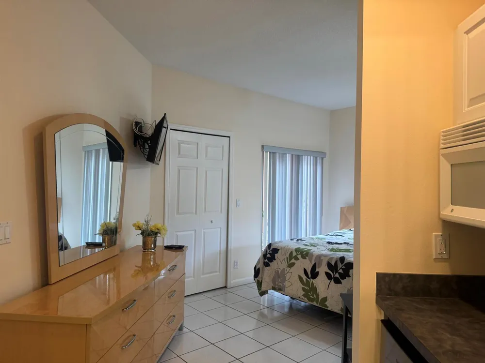 8235 MULLIGAN CIRCLE #3512 Port St. Lucie, FL 34986