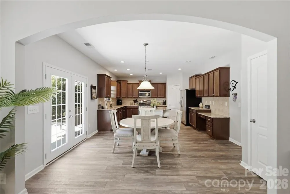 3829 Franklin Meadows Drive Matthews, NC 28105