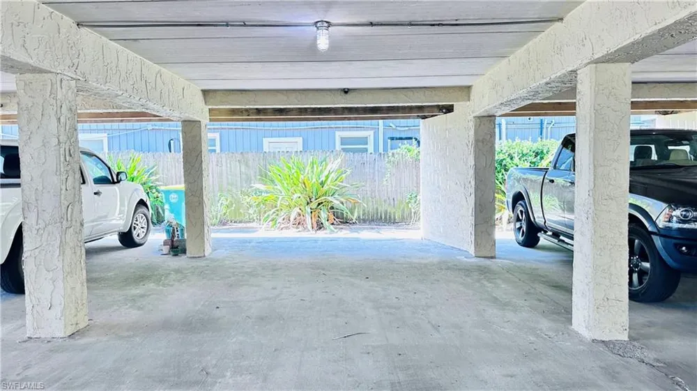 1107 1ST STREET S #H Jacksonville Beach, FL 32250