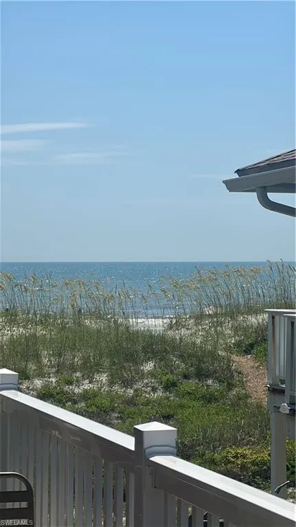 1107 1ST STREET S #H Jacksonville Beach, FL 32250