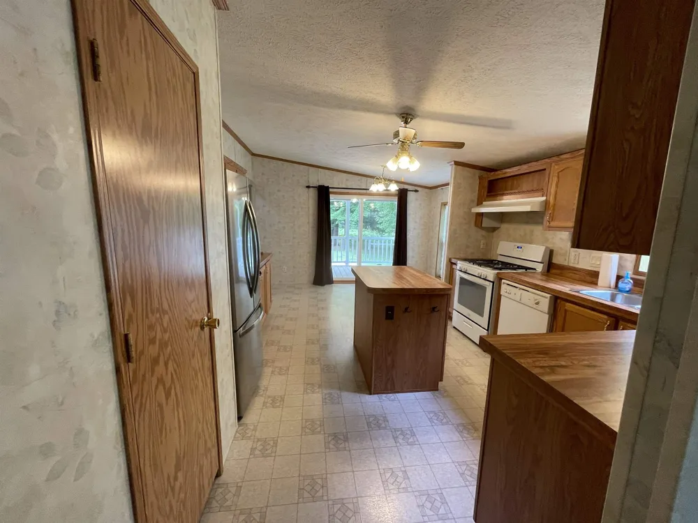 6256 Blackberry Drive Moffatt Township, MI 48610