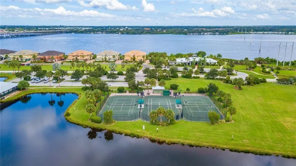 920 TIDEWATER SHORES LOOP #308 Bradenton, FL 34208