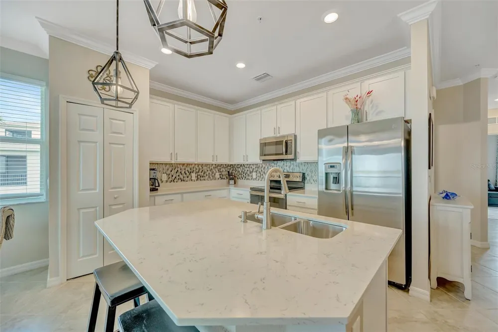 920 TIDEWATER SHORES LOOP #308 Bradenton, FL 34208