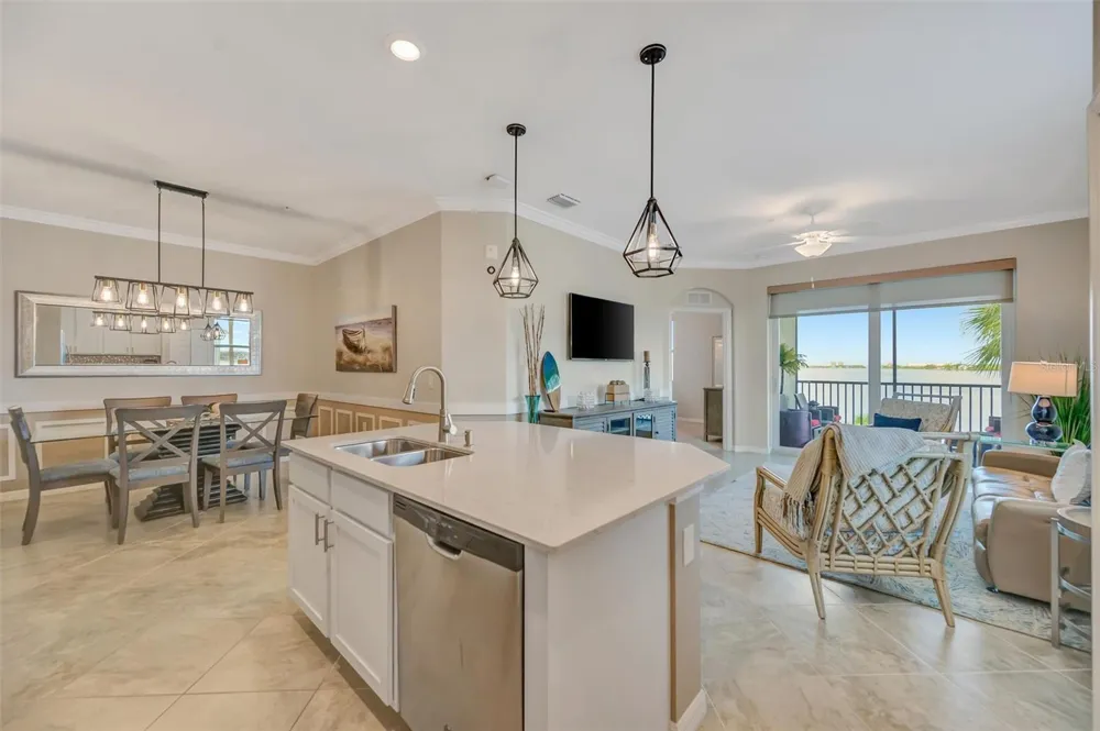 920 TIDEWATER SHORES LOOP #308 Bradenton, FL 34208