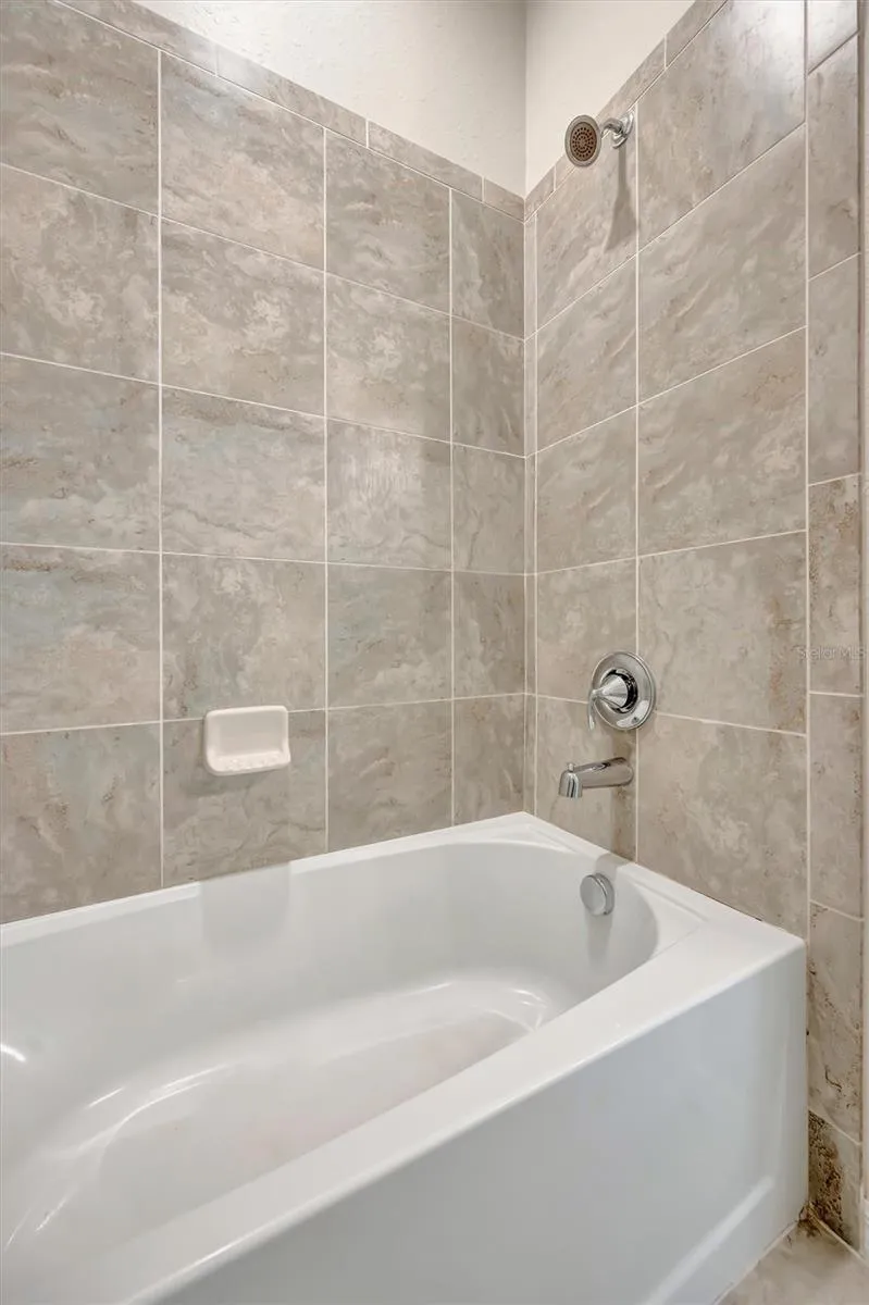920 TIDEWATER SHORES LOOP #308 Bradenton, FL 34208
