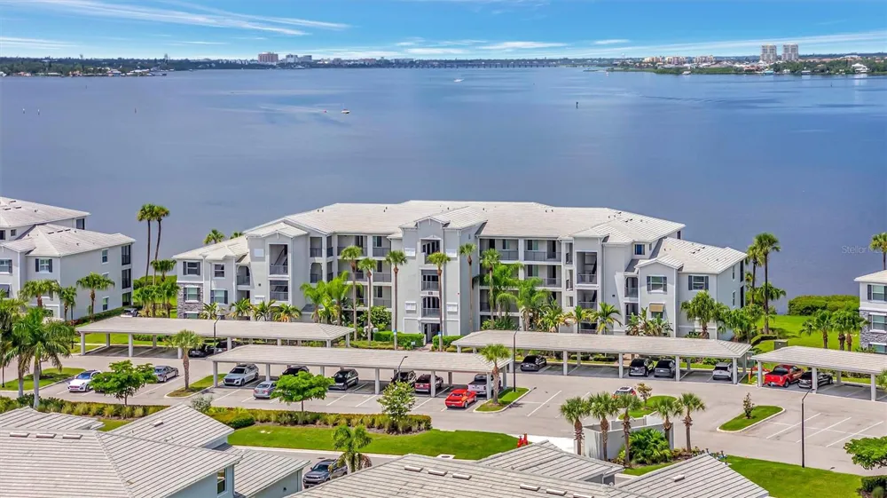 920 TIDEWATER SHORES LOOP #308 Bradenton, FL 34208