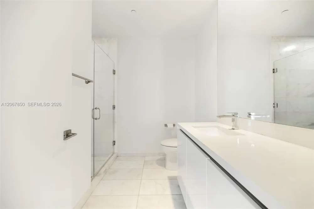 801 S Pointe Dr #301 Miami Beach, FL 33139