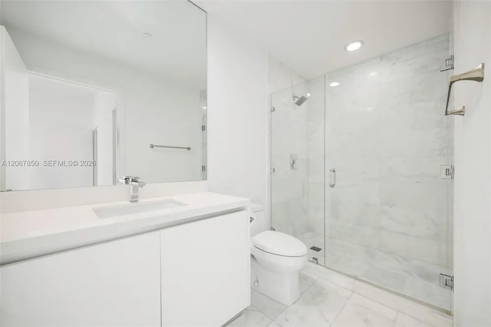801 S Pointe Dr #301 Miami Beach, FL 33139
