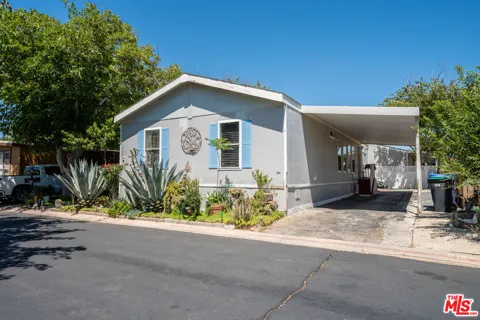 3524 E Avenue R