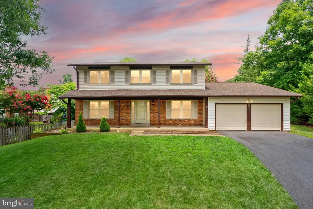 8902 HUXLEY COURT Springfield, VA 22153