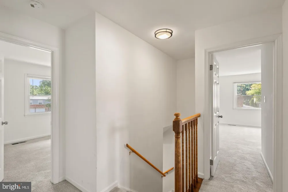 8902 HUXLEY COURT Springfield, VA 22153