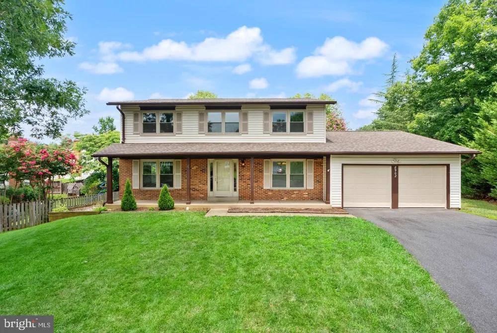 8902 HUXLEY COURT Springfield, VA 22153
