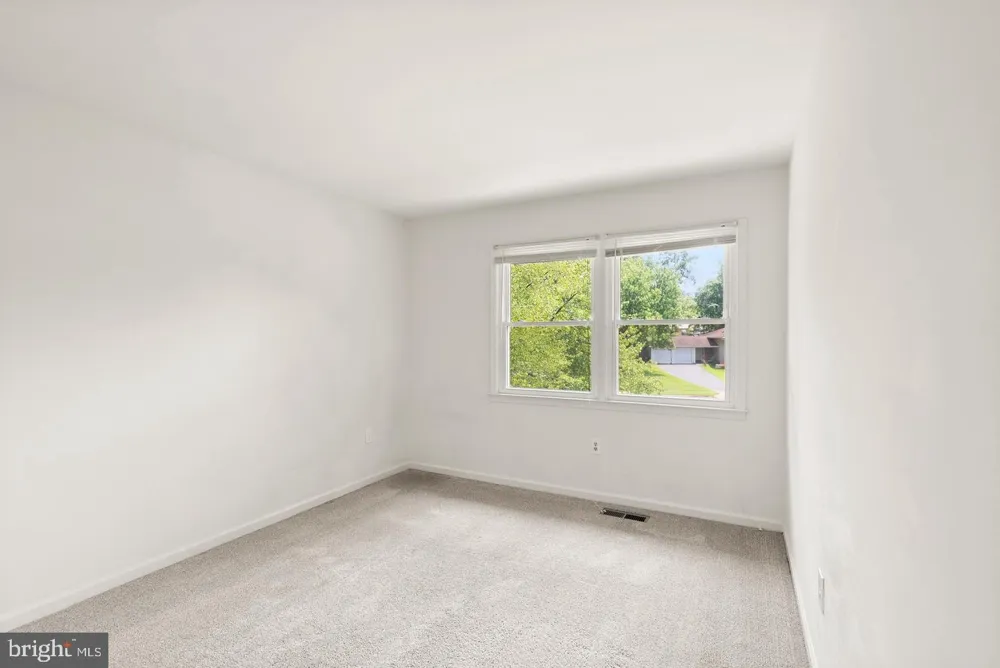 8902 HUXLEY COURT Springfield, VA 22153
