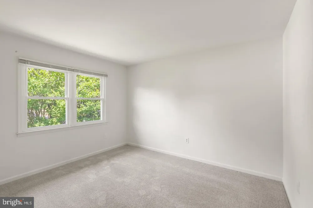 8902 HUXLEY COURT Springfield, VA 22153
