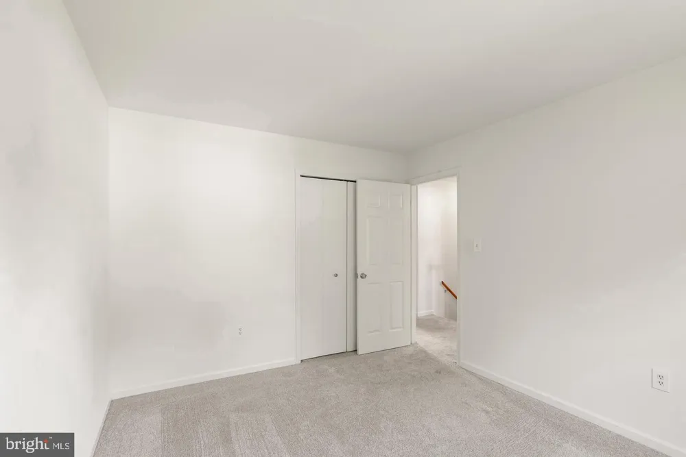 8902 HUXLEY COURT Springfield, VA 22153