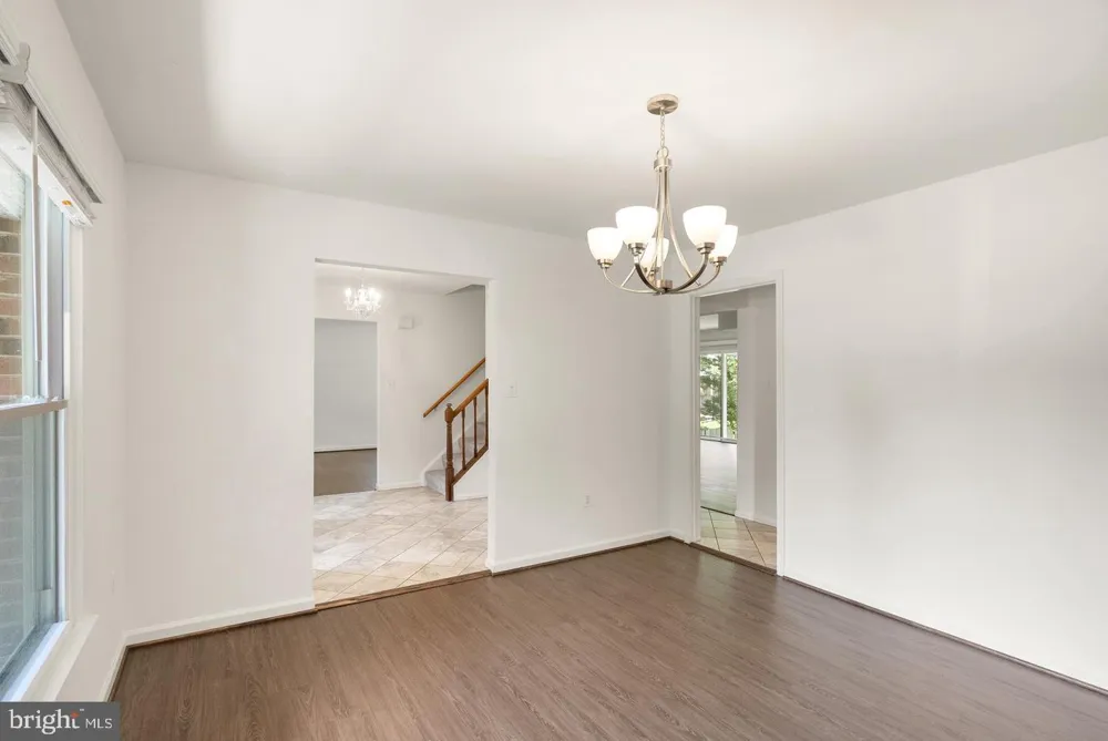 8902 HUXLEY COURT Springfield, VA 22153