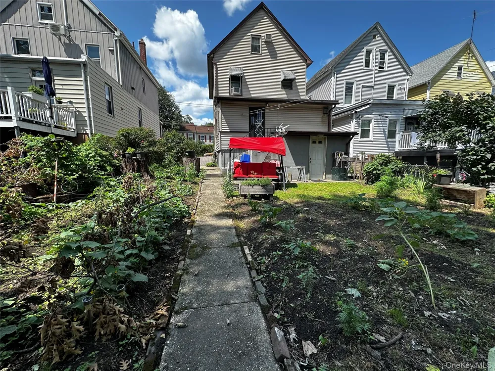 44 Claremont Place Mount Vernon, NY 10553