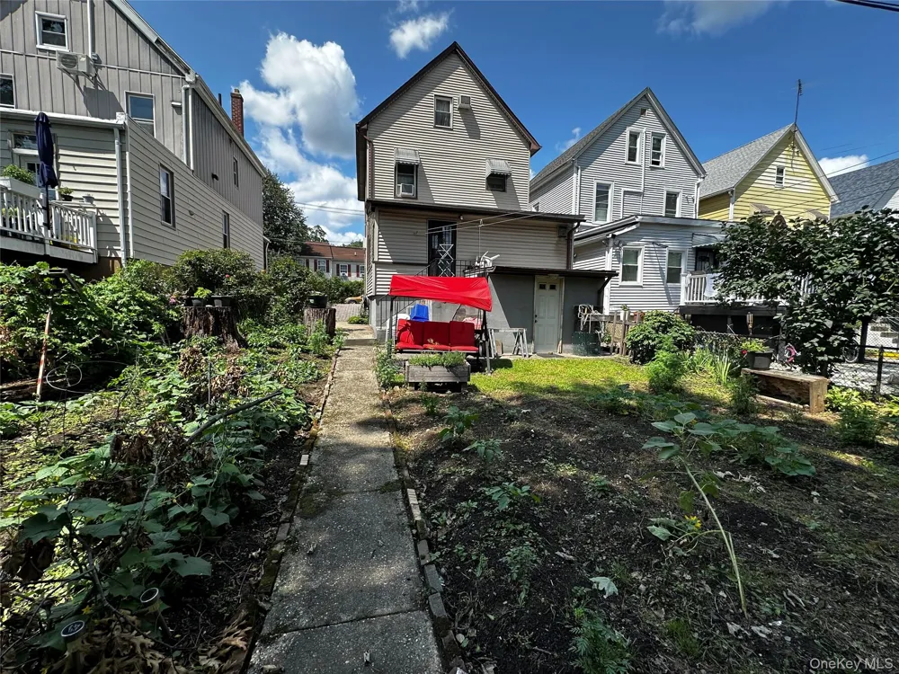 44 Claremont Place Mount Vernon, NY 10553