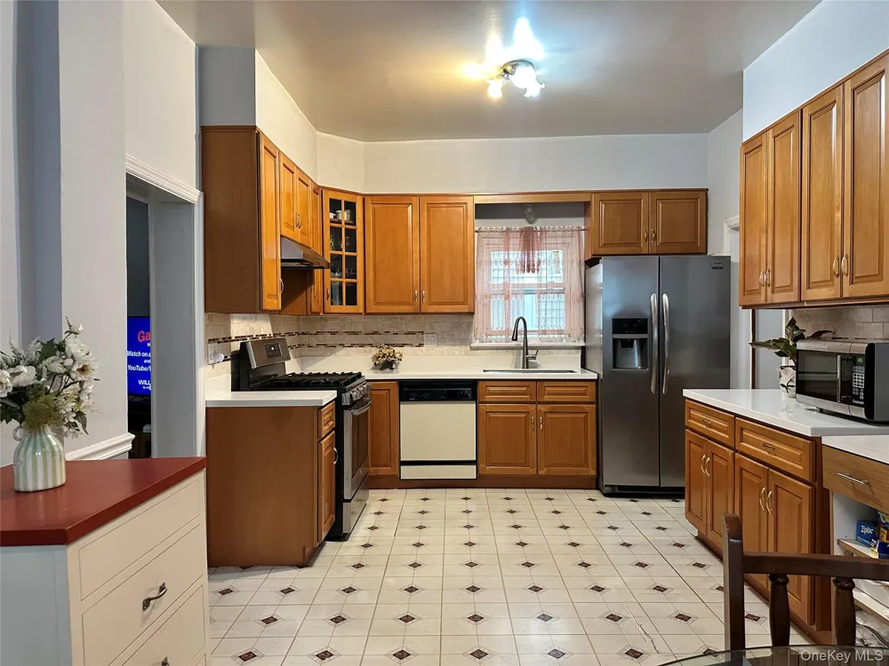 44 Claremont Place Mount Vernon, NY 10553